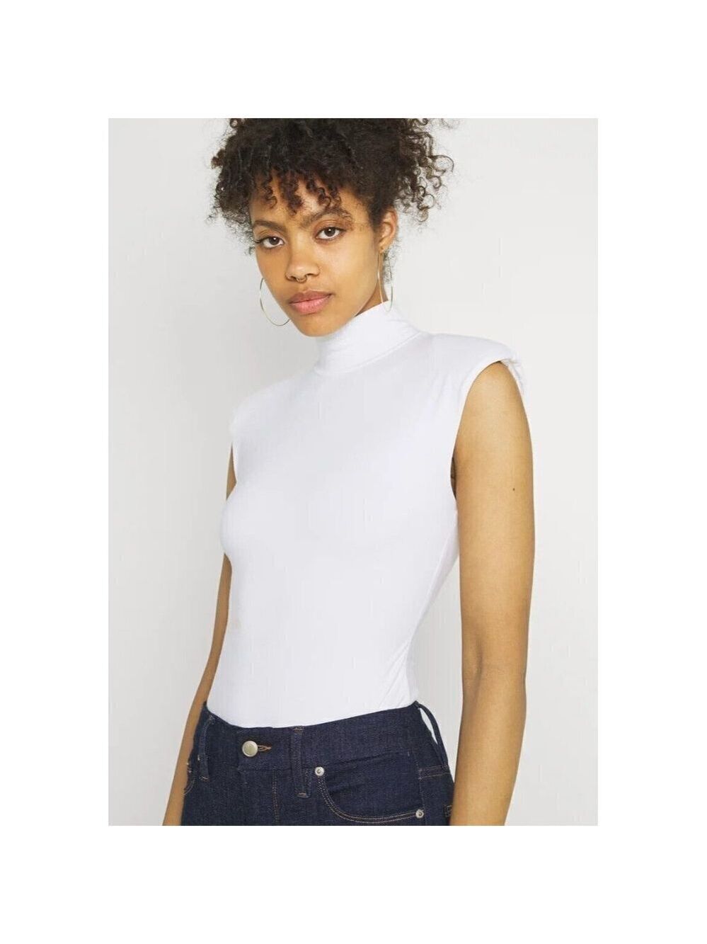 GOOD American BNWOT Womens White Mockneck Bodysuit Sz 5 Thong Back